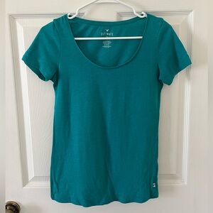 American Eagle Outfitters Turquoise Short Sleeve Tee